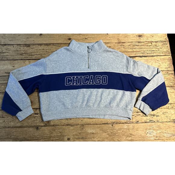 Divided HM Women’s Size L Grey Blue Chicago Crop Sweater - Picture 1 of 8